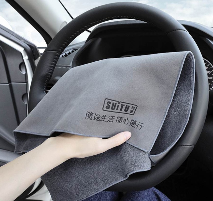 2-layer car cleaning towel with suede velvet surface